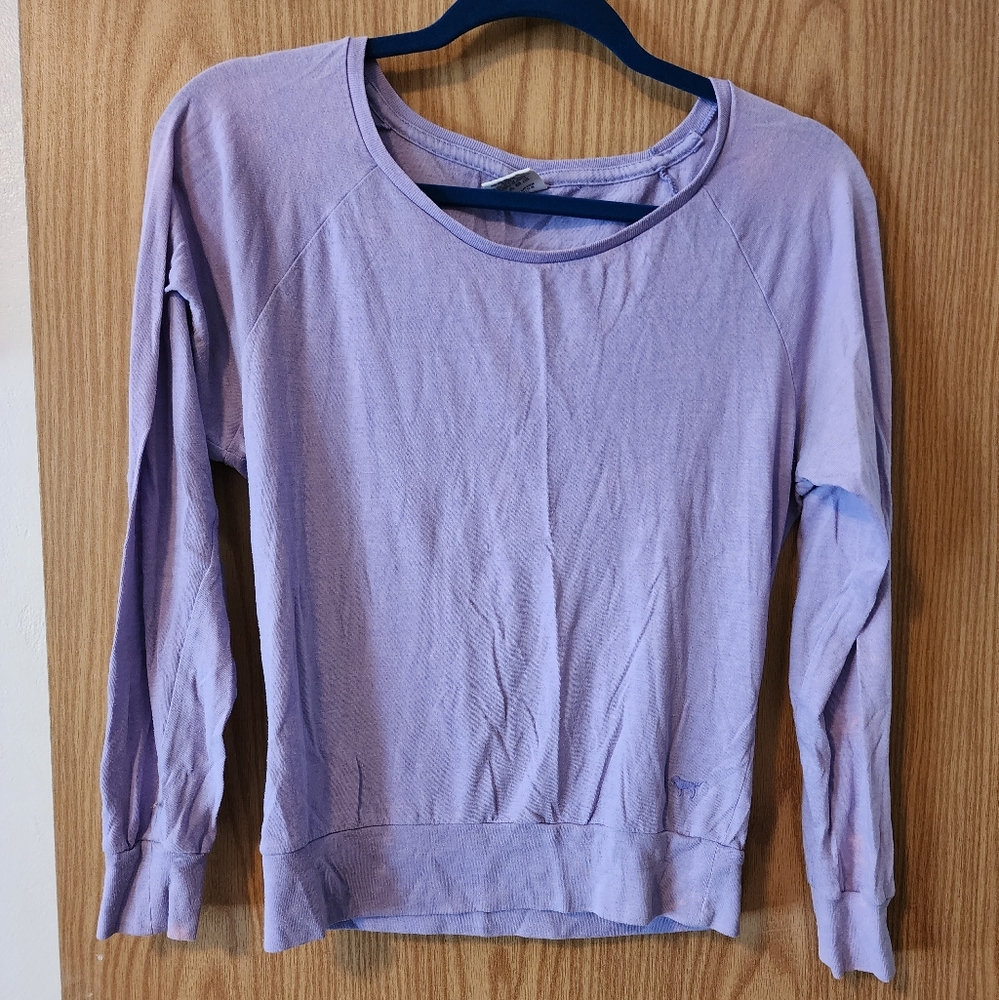 Pink brand top
